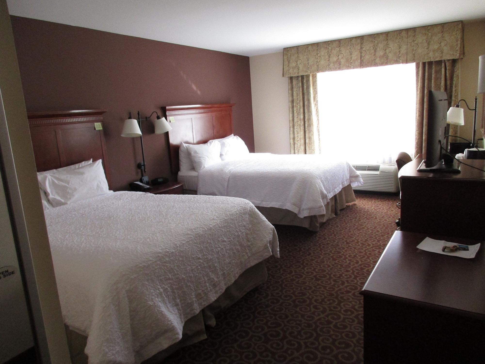 Hotel Hampton & Rifle