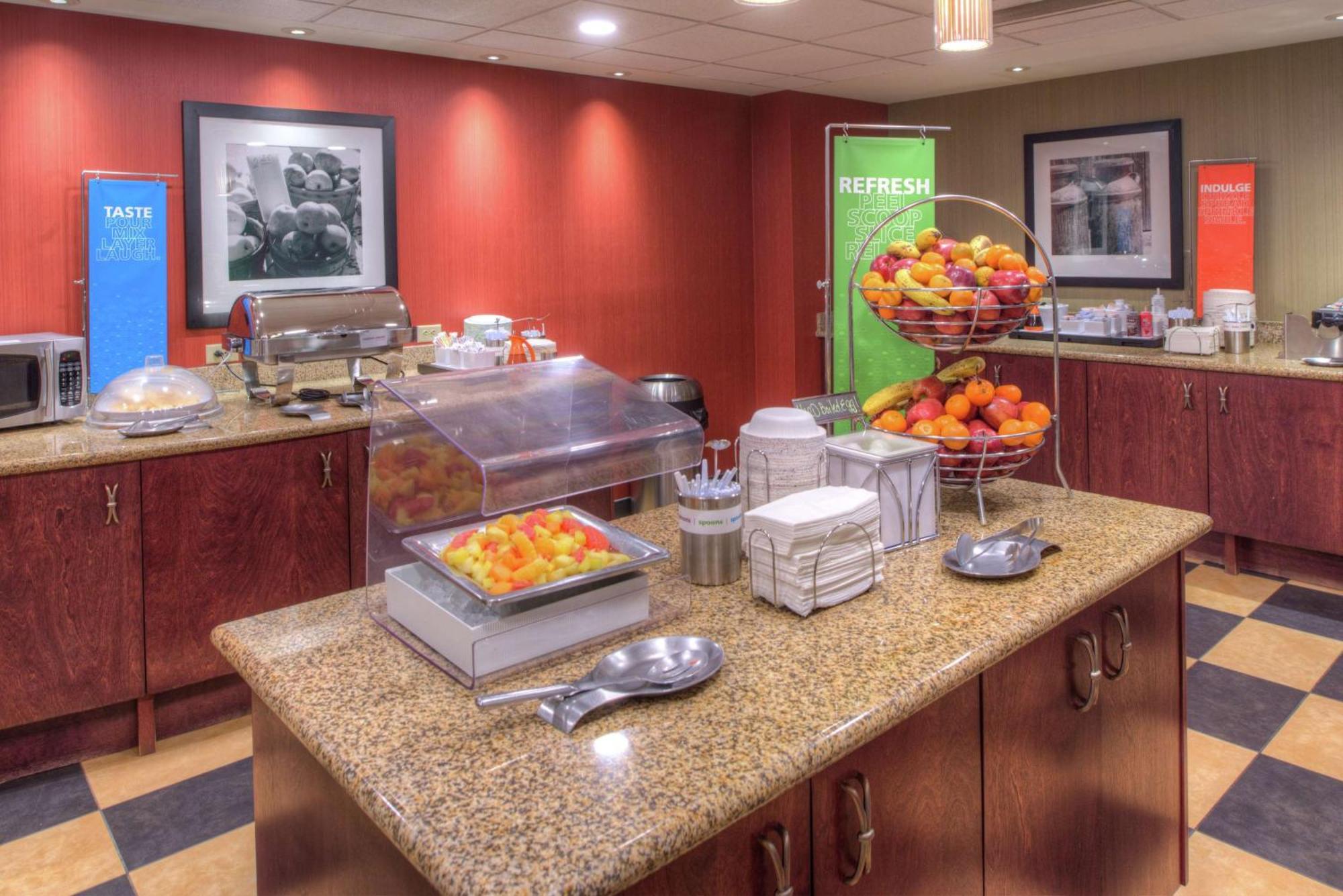 Hotel Hampton & 3*